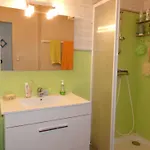 Bel 1 Pour 5 Personnes Pres De La - Fr-1-323-412 *